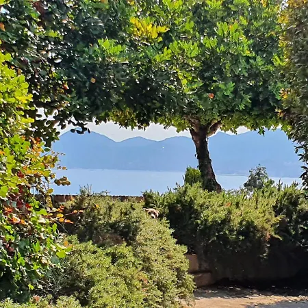 Prázdninový dům Haus Mit Garten Ueber Der Bucht Von Cannes *