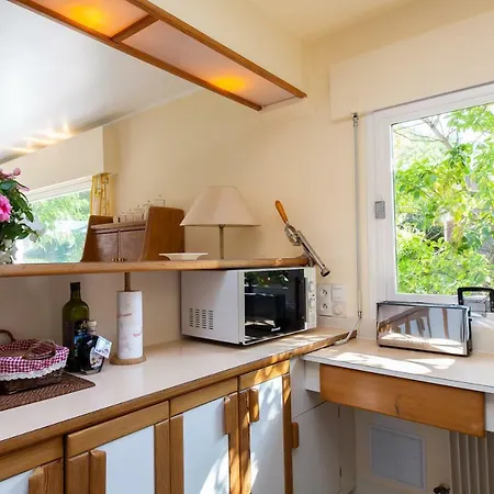 Haus Mit Garten Ueber Der Bucht Von Cannes