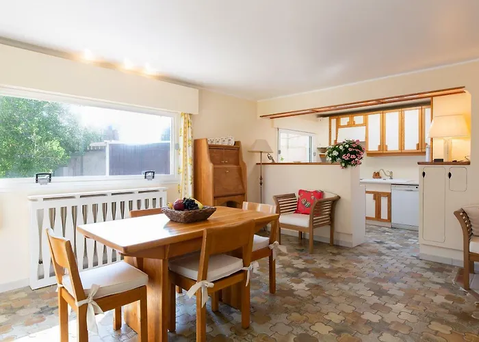 Prázdninový dům Haus Mit Garten Ueber Der Bucht Von Cannes
